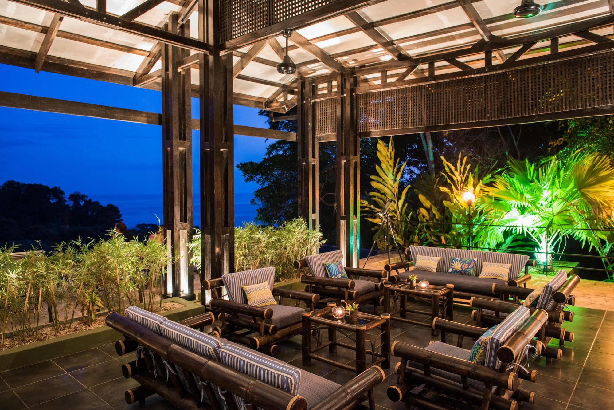 Tiki Villas Rainforest Lodge & Spa Увита Экстерьер фото