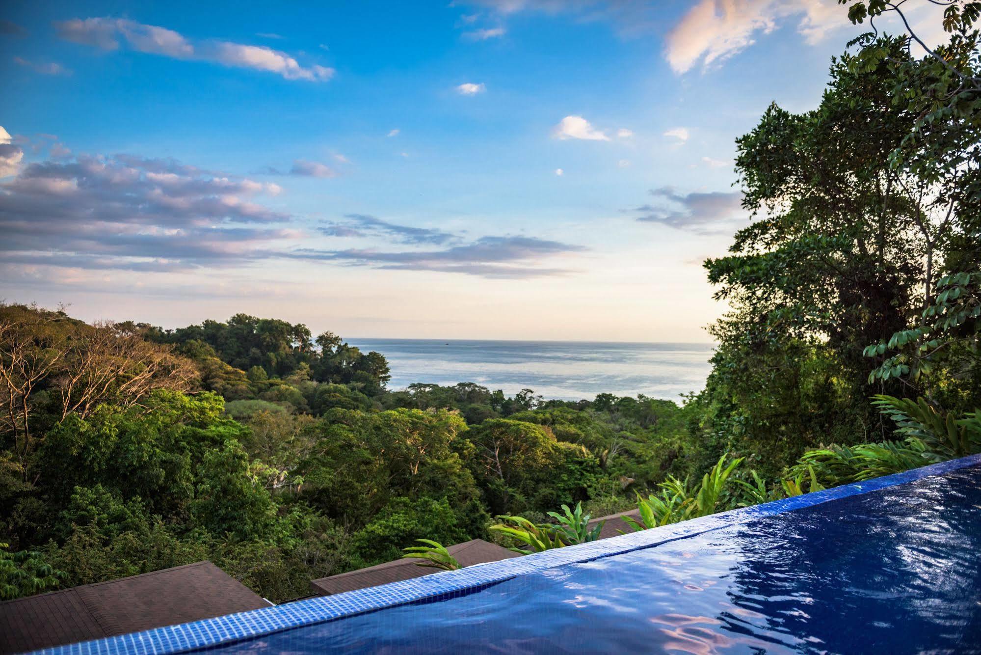 Tiki Villas Rainforest Lodge & Spa Увита Экстерьер фото