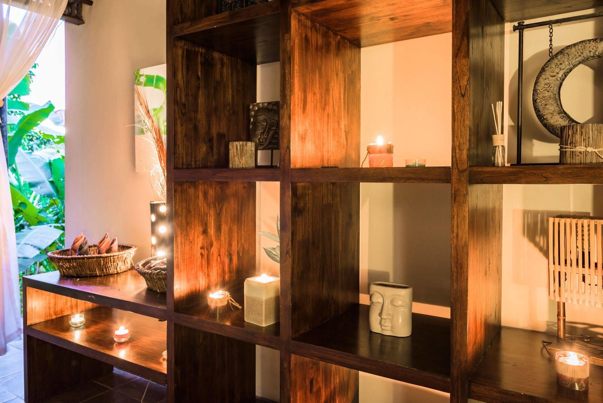 Tiki Villas Rainforest Lodge & Spa Увита Экстерьер фото